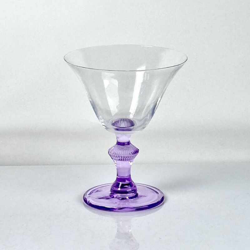 Kalite 4‑Pack Vintage Purple Stem Wine Glasses, Assorted Shapes Clear Cup with Decorative Purple Stem, Handblown Glass Goblets for Wedding Party Home Tabletop Decoration Fabrika