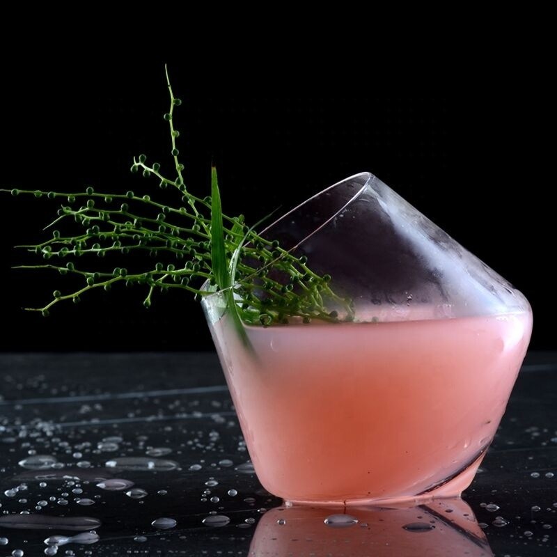 Kalite New Style Unique Shaped Crystal Whiskey Glasses , Tumbler Drinking Glass For Home Fabrika