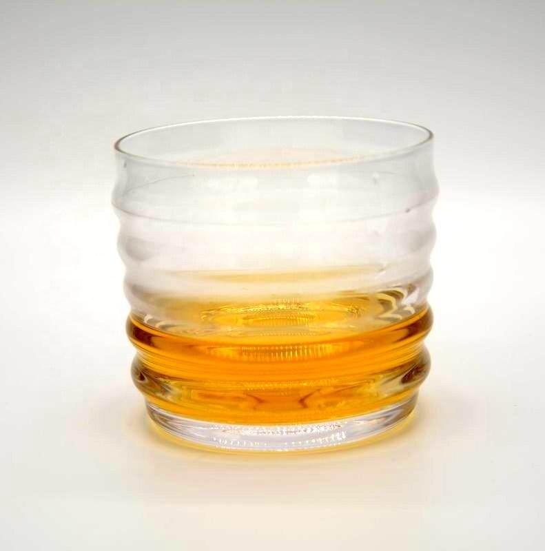 Kalite Anti Skidding Handmade Whiskey Glass With Wave Pattern Fabrika