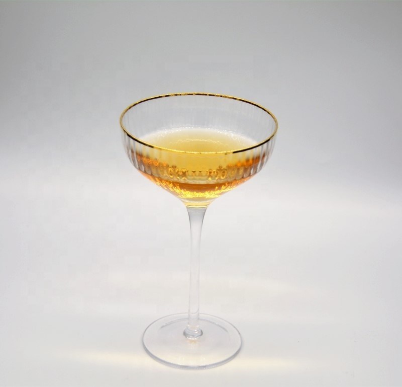 Kalite Customize Gold Rim Optical Stripes Crystal Cocktail Glasses Fabrika