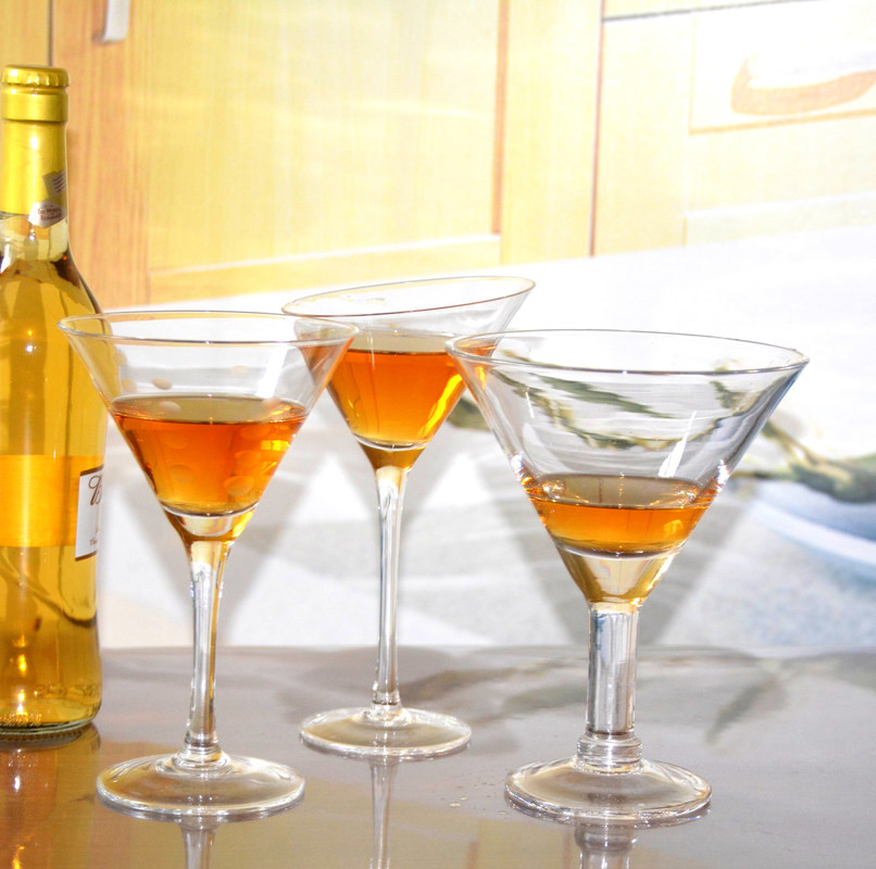 Kalite Unique Customization Thick Stem Crystal Cocktail Glasses Fabrika