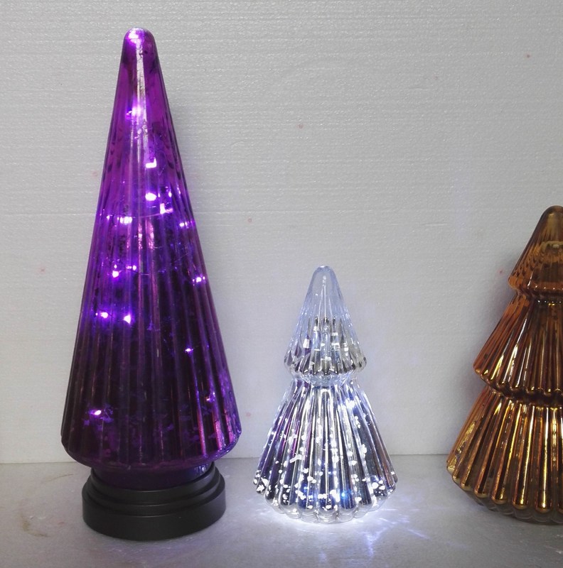 Kalite Handblown LED Holiday Glass Candle Holders Christmas Tree Pattern Fabrika