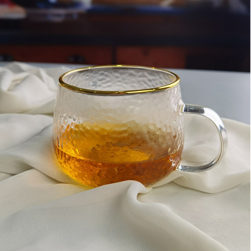 Kalite Borosilicate Hammered Texture Tumbler Drinking Glasses With Golden Rim Fabrika