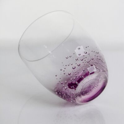 Kalite Crystal Wine Glass handblown with subtle trapped bubbles and a soft lavender to clear gradient combining beauty and durability Fabrika