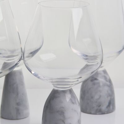 Kalite Hand Blown Crystal Wine Glass with Modern Gray Marble Stem Base Ultra Clear Bowl Perfect for Dinner Parties and Everyday Fabrika