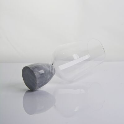 Kalite Hand Blown Crystal Wine Glass with Modern Gray Marble Stem Base Ultra Clear Bowl Perfect for Dinner Parties and Everyday Fabrika