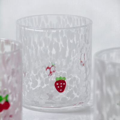 Kalite Tumbler Drinking Glasses hand crafted with dreamy confetti patterns and fruity designs that bring joy to your table setting Fabrika