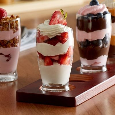 Kalite Handmade 5oz Craft Beer Tasting Kit , Craft Beer Glasses Set With Wooden Paddle Fabrika