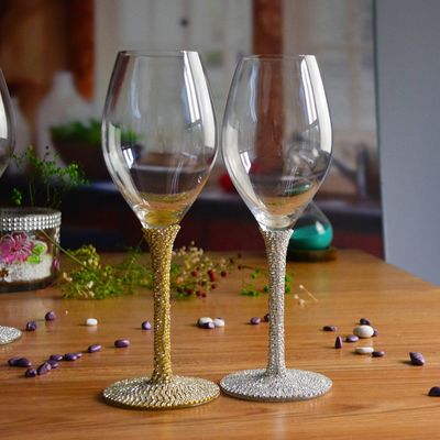 Kalite Diamonds Decorated Crystal Wine Glass As Anniversary Gift Fabrika