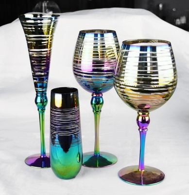 Kalite Laser Circles Pattern Iridescent Crystal Wine Glass With Pearl Stem Fabrika