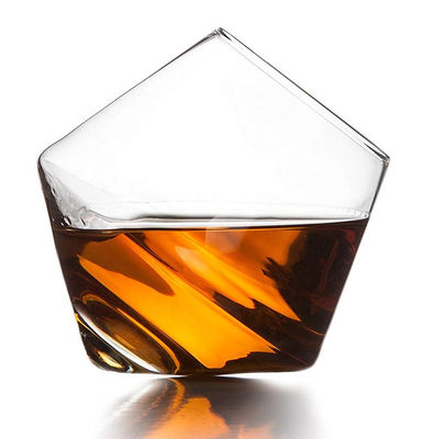 Kalite New Style Unique Shaped Crystal Whiskey Glasses , Tumbler Drinking Glass For Home Fabrika