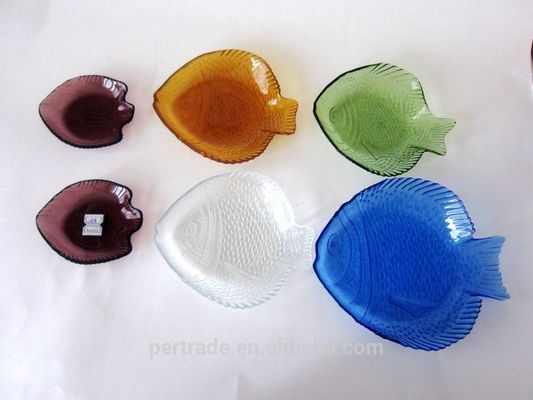 Kalite Fish Shaped Embossed Colorful Glass Charger Plates Fabrika