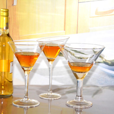 Kalite Unique Customization Thick Stem Crystal Cocktail Glasses Fabrika