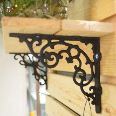Kalite Vintage Classic Pattern Cast Iron Shelf Bracket For Shop Fabrika