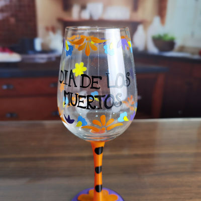 Kalite FDA Holiday Gift Hand Painted Festival Wine Glass Fabrika